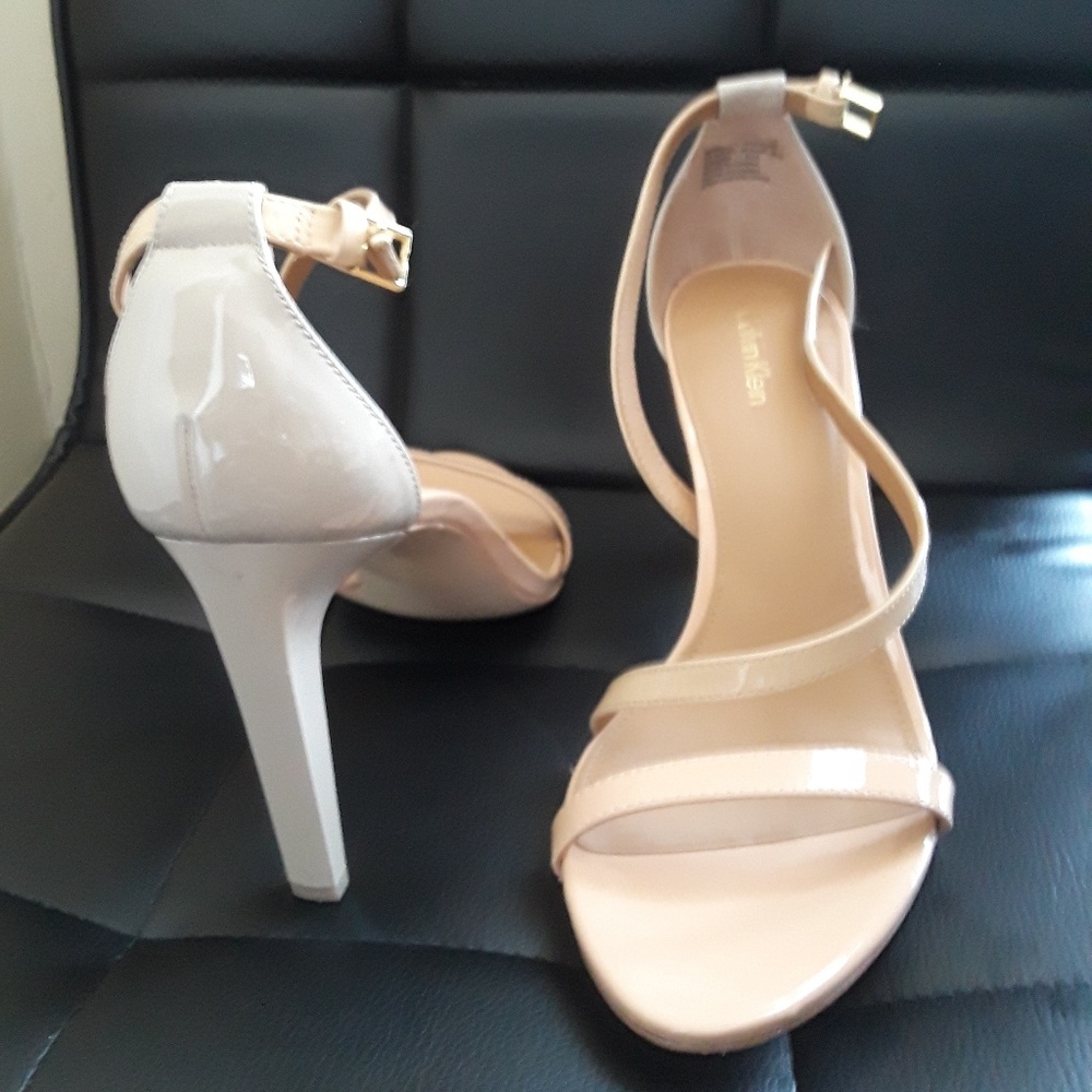 Calvin Klein nude/grey  strappy sandals